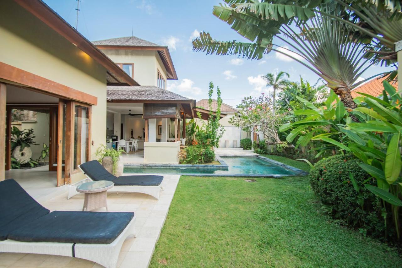 Villa Shanti, Sitara Villa Group Seminyak Eksteriør bilde
