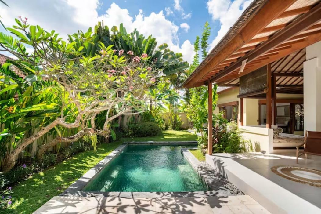 Villa Shanti, Sitara Villa Group Seminyak Eksteriør bilde